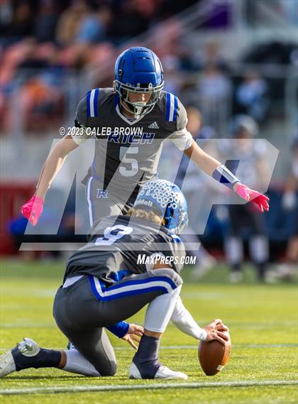 Thumbnail 3 in Water Canyon vs Rich (UHSAA 8-player Semifinal) photogallery.