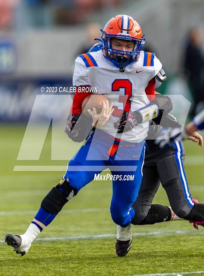 Thumbnail 2 in Water Canyon vs Rich (UHSAA 8-player Semifinal) photogallery.