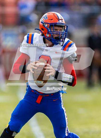 Thumbnail 3 in Water Canyon vs Rich (UHSAA 8-player Semifinal) photogallery.