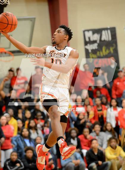 Thumbnail 2 in Brusly vs. Ville Platte (LHSAA 3A Quarterfinal) photogallery.