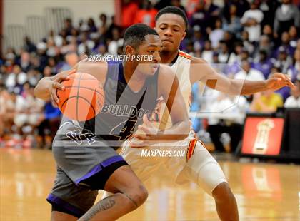 Thumbnail 3 in Brusly vs. Ville Platte (LHSAA 3A Quarterfinal) photogallery.