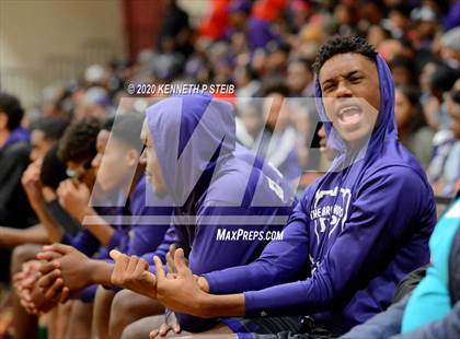 Thumbnail 1 in Brusly vs. Ville Platte (LHSAA 3A Quarterfinal) photogallery.