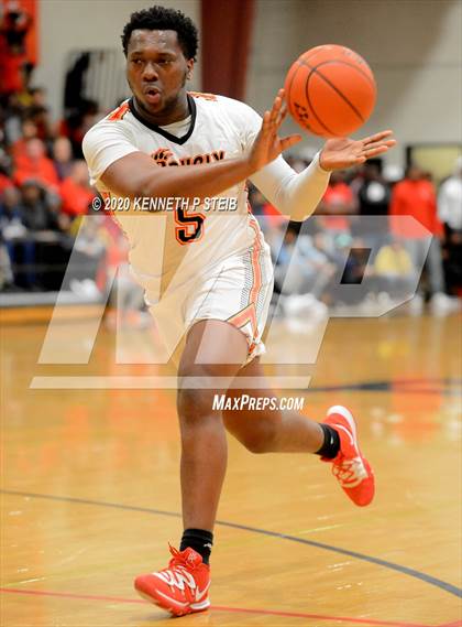 Thumbnail 1 in Brusly vs. Ville Platte (LHSAA 3A Quarterfinal) photogallery.