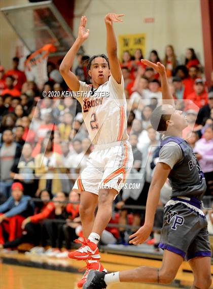 Thumbnail 2 in Brusly vs. Ville Platte (LHSAA 3A Quarterfinal) photogallery.