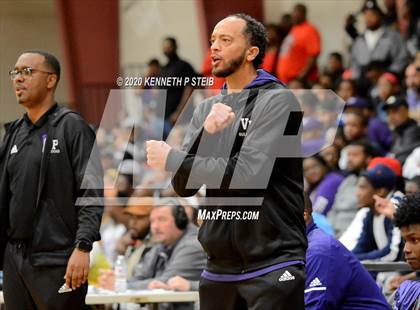 Thumbnail 1 in Brusly vs. Ville Platte (LHSAA 3A Quarterfinal) photogallery.