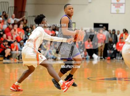 Thumbnail 2 in Brusly vs. Ville Platte (LHSAA 3A Quarterfinal) photogallery.