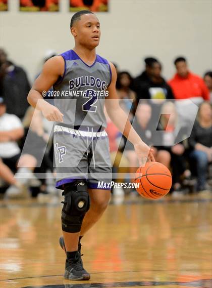 Thumbnail 1 in Brusly vs. Ville Platte (LHSAA 3A Quarterfinal) photogallery.