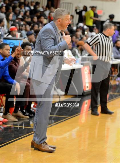 Thumbnail 3 in Brusly vs. Ville Platte (LHSAA 3A Quarterfinal) photogallery.