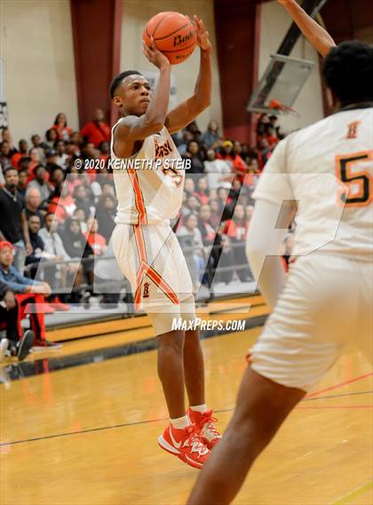 Thumbnail 3 in Brusly vs. Ville Platte (LHSAA 3A Quarterfinal) photogallery.