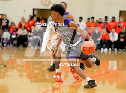 Thumbnail 1 in Brusly vs. Ville Platte (LHSAA 3A Quarterfinal) photogallery.
