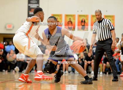 Thumbnail 3 in Brusly vs. Ville Platte (LHSAA 3A Quarterfinal) photogallery.
