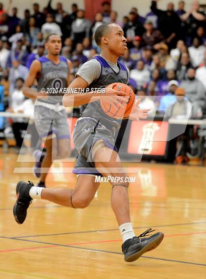 Thumbnail 3 in Brusly vs. Ville Platte (LHSAA 3A Quarterfinal) photogallery.