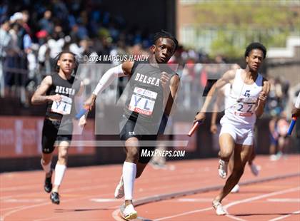 Thumbnail 1 in Penn Relays (4 X 100 Meter) photogallery.