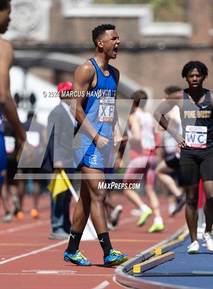 Thumbnail 2 in Penn Relays (4 X 100 Meter) photogallery.
