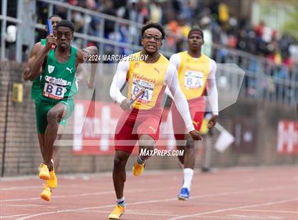 Thumbnail 3 in Penn Relays (4 X 100 Meter) photogallery.