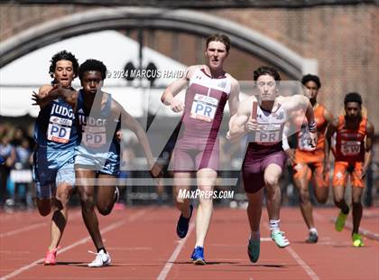 Thumbnail 3 in Penn Relays (4 X 100 Meter) photogallery.