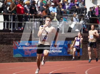 Thumbnail 1 in Penn Relays (4 X 100 Meter) photogallery.