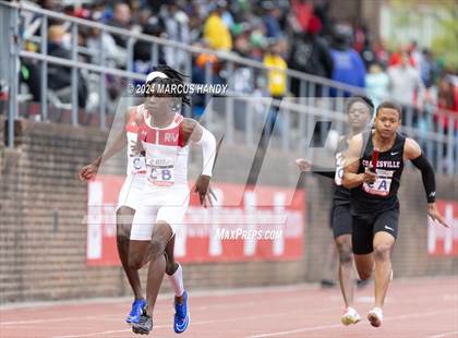 Thumbnail 3 in Penn Relays (4 X 100 Meter) photogallery.