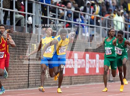 Thumbnail 1 in Penn Relays (4 X 100 Meter) photogallery.