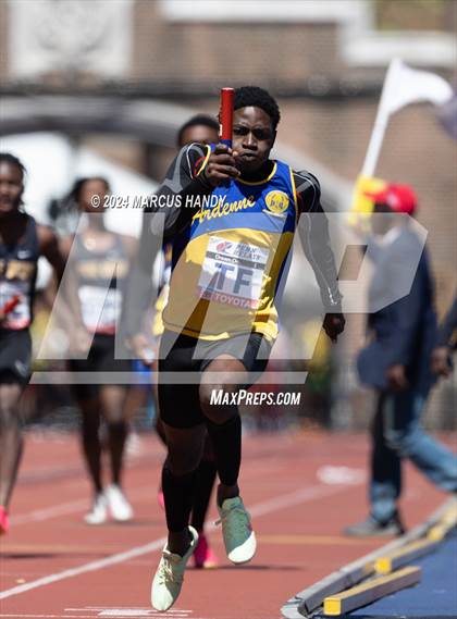 Thumbnail 1 in Penn Relays (4 X 100 Meter) photogallery.