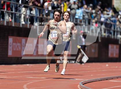Thumbnail 3 in Penn Relays (4 X 100 Meter) photogallery.