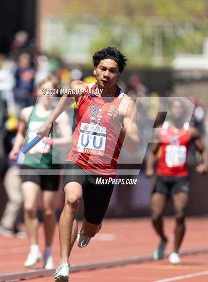 Thumbnail 3 in Penn Relays (4 X 100 Meter) photogallery.