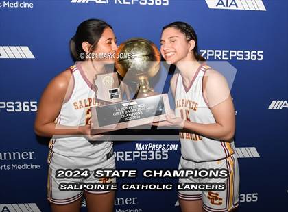 Thumbnail 2 in Mesquite vs. Salpointe Catholic (AIA 4A Final - Awards) photogallery.