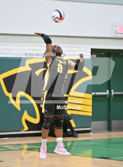 Thumbnail 1 in Northwest Christian @ Peoria photogallery.