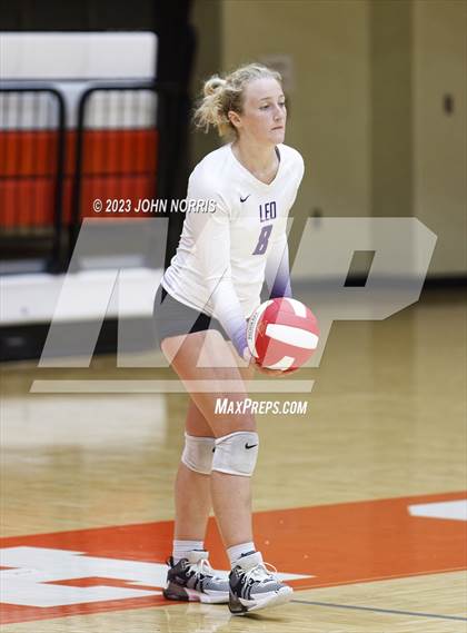 Thumbnail 1 in Leo @ Fort Wayne North Side photogallery.