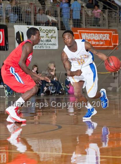Thumbnail 3 in King vs. Parkview (Whataburger Tournament) photogallery.