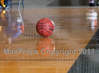 Thumbnail 3 in King vs. Parkview (Whataburger Tournament) photogallery.