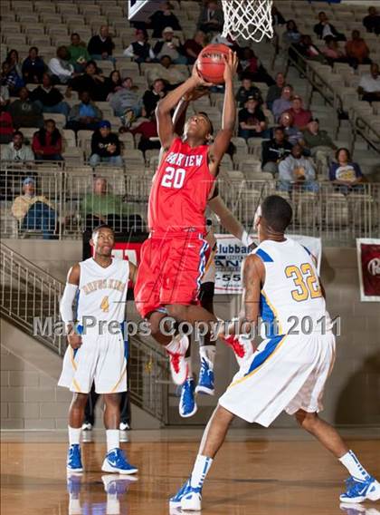 Thumbnail 1 in King vs. Parkview (Whataburger Tournament) photogallery.