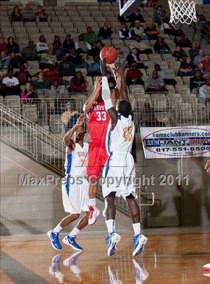 Thumbnail 2 in King vs. Parkview (Whataburger Tournament) photogallery.