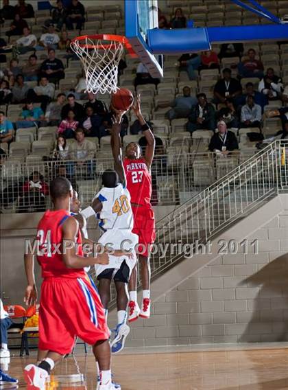 Thumbnail 2 in King vs. Parkview (Whataburger Tournament) photogallery.