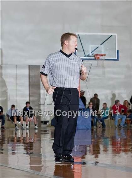 Thumbnail 2 in King vs. Parkview (Whataburger Tournament) photogallery.