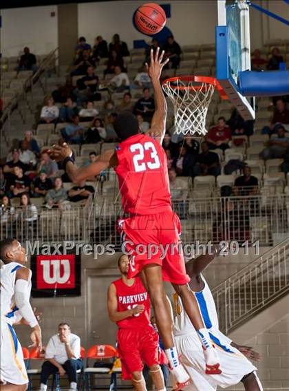 Thumbnail 3 in King vs. Parkview (Whataburger Tournament) photogallery.