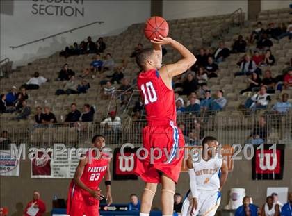 Thumbnail 3 in King vs. Parkview (Whataburger Tournament) photogallery.