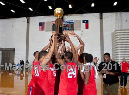 Thumbnail 2 in King vs. Parkview (Whataburger Tournament) photogallery.