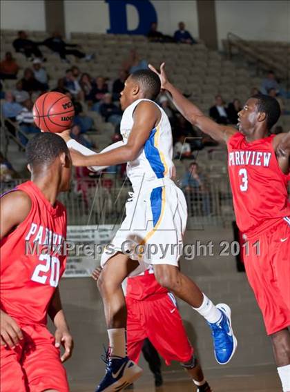 Thumbnail 1 in King vs. Parkview (Whataburger Tournament) photogallery.