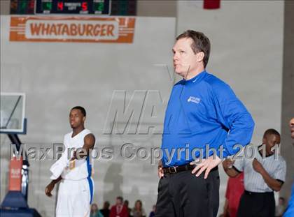 Thumbnail 3 in King vs. Parkview (Whataburger Tournament) photogallery.