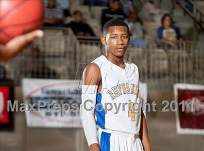 Thumbnail 2 in King vs. Parkview (Whataburger Tournament) photogallery.