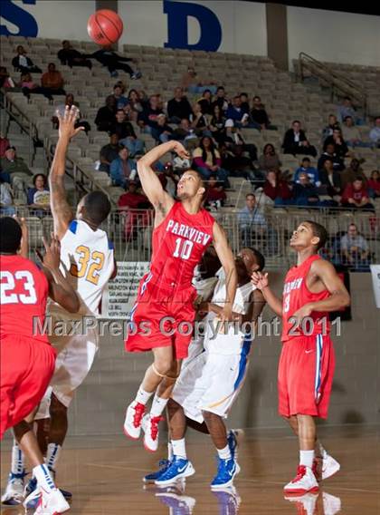 Thumbnail 1 in King vs. Parkview (Whataburger Tournament) photogallery.