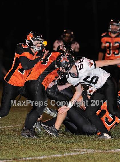 Thumbnail 2 in Elk Mound @ Webster photogallery.