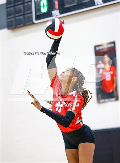 Thumbnail 2 in John Champe vs Gainesville (Cedar Run District Quarter Finals) photogallery.