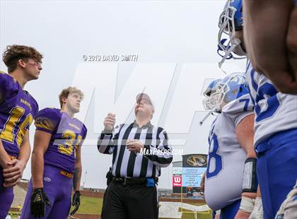 Thumbnail 1 in Mound City/Craig vs. Southwest/Hale/Tina-Avalon (MSHSAA 8-Man Championship) photogallery.
