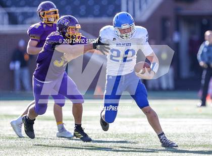 Thumbnail 3 in Mound City/Craig vs. Southwest/Hale/Tina-Avalon (MSHSAA 8-Man Championship) photogallery.