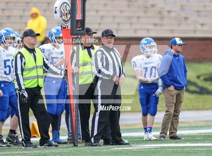 Thumbnail 3 in Mound City/Craig vs. Southwest/Hale/Tina-Avalon (MSHSAA 8-Man Championship) photogallery.