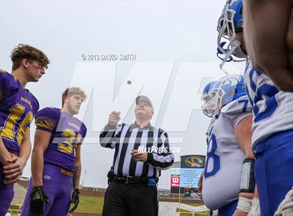 Thumbnail 3 in Mound City/Craig vs. Southwest/Hale/Tina-Avalon (MSHSAA 8-Man Championship) photogallery.