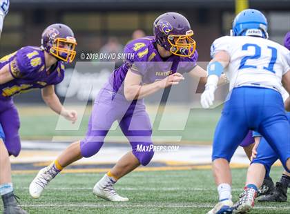 Thumbnail 1 in Mound City/Craig vs. Southwest/Hale/Tina-Avalon (MSHSAA 8-Man Championship) photogallery.