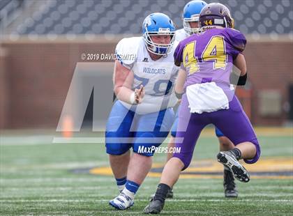 Thumbnail 1 in Mound City/Craig vs. Southwest/Hale/Tina-Avalon (MSHSAA 8-Man Championship) photogallery.